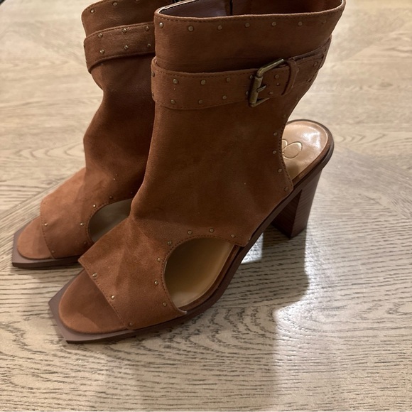 Jessica Simpson Women's Rochha Open Toe Mid Calf Tobacco Bootie Sizes 12 - Picture 1 of 5